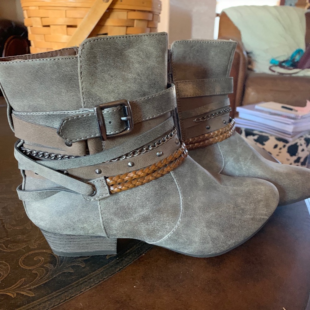 Maurice’s booties